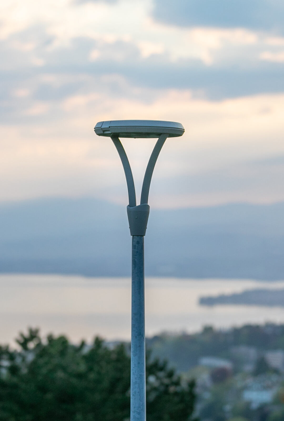 Luminaire raffiné et intemporel en parfaite adéquation avec l’élégance des lieux.